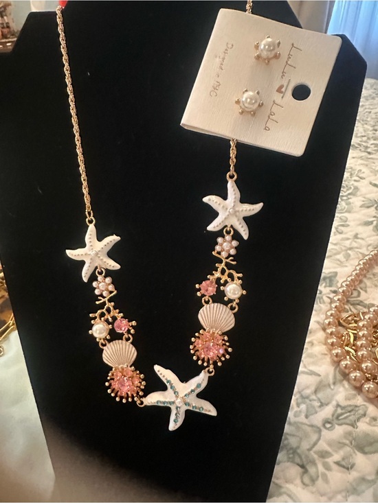 lulu lala Jewelry - Xhilaration Gold-Tone White & Pink Coastal Starfish Necklace Set
